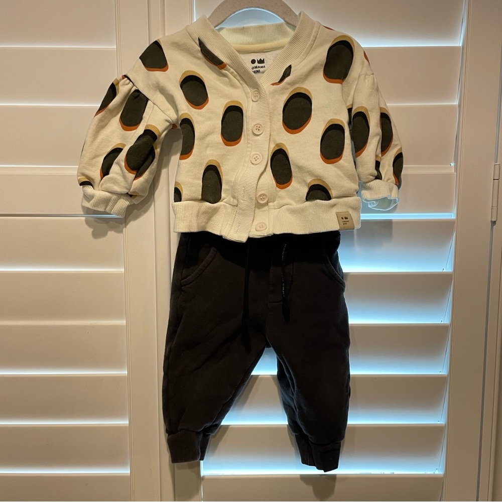 Omami Mini Polka Dot Sweatsuit White Black Size 6-12 months